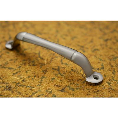 2205-Front Screw Pull Handles
